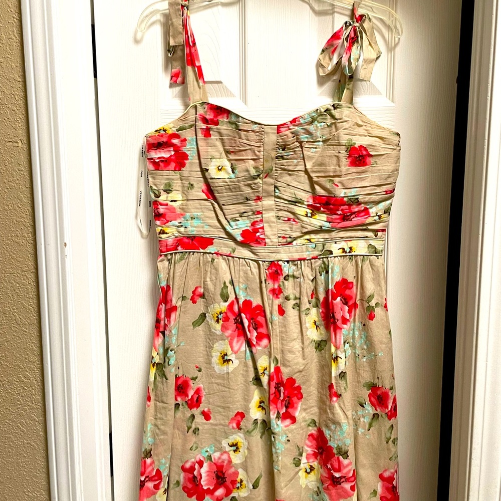M60 Tie Strap Floral Dress- Size 12